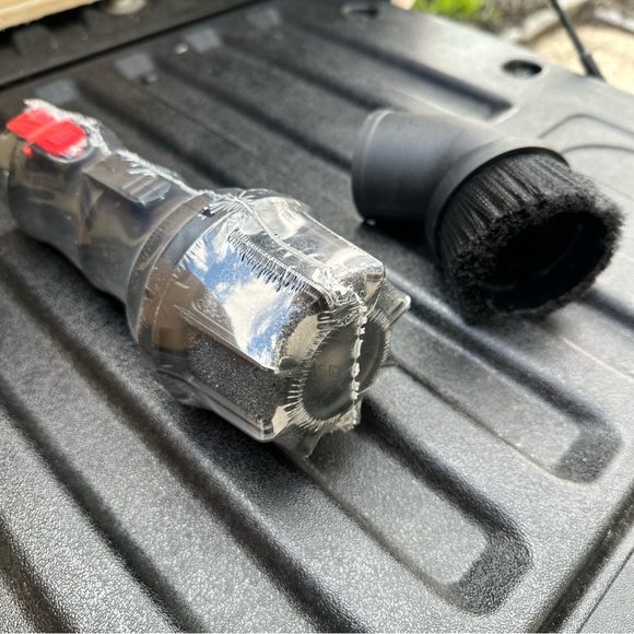 Ridgid 2.5" Muffler/Diffuser Assembly & Locking Dusting Brush - Picture 2 of 7